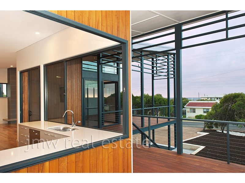 16 Bayview Drive, Gracetown WA 6284