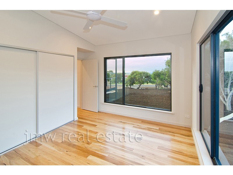 16 Bayview Drive, Gracetown WA 6284