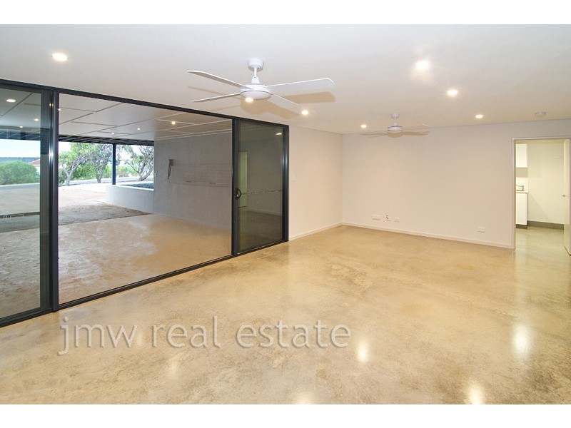 16 Bayview Drive, Gracetown WA 6284