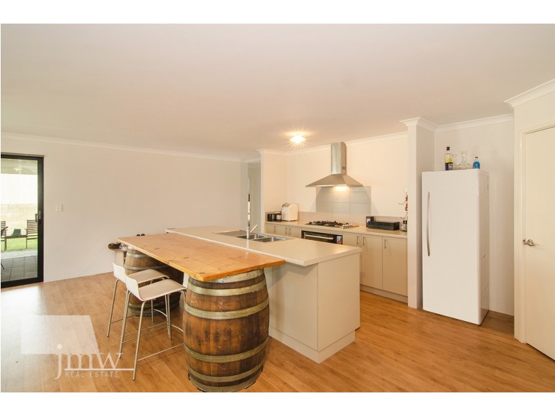 54 Indooroopilly Crescent, Dunsborough WA 6281