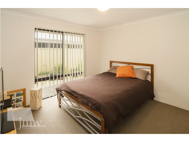 54 Indooroopilly Crescent, Dunsborough WA 6281