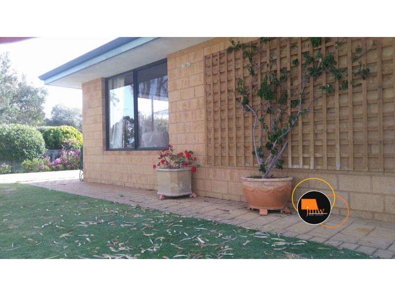 2 Flute Walk, Dunsborough WA 6281