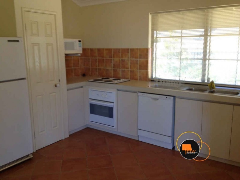 2 Flute Walk, Dunsborough WA 6281