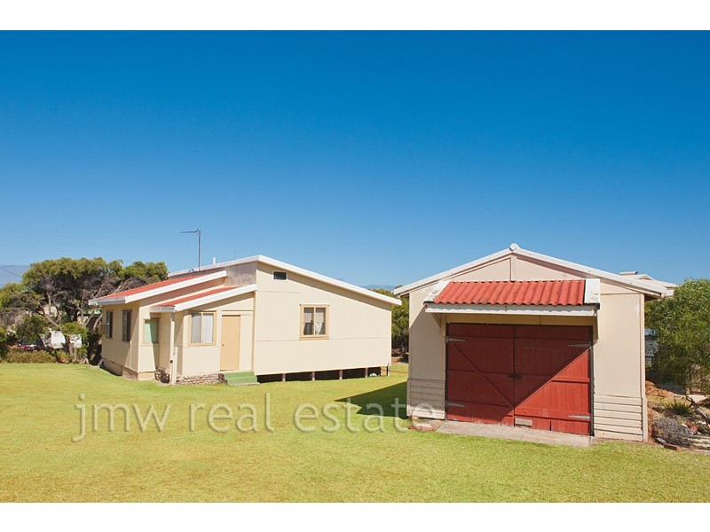 15 Bayview Drive, Gracetown WA 6284