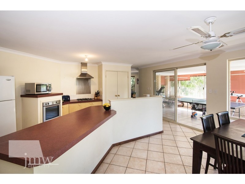 26 Sandalford Court, Dunsborough WA 6281