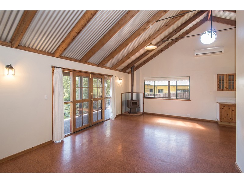 4 Norfolk Street, Dunsborough WA 6281