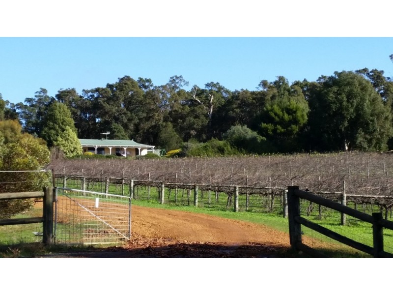 54 Summerville Crescent, Yallingup Siding WA 6282