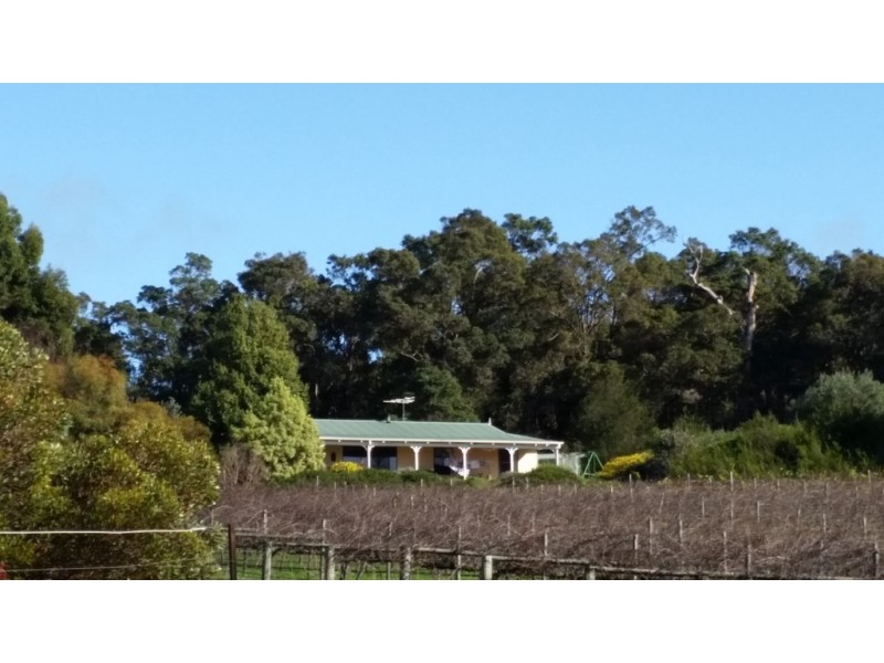 54 Summerville Crescent, Yallingup Siding WA 6282