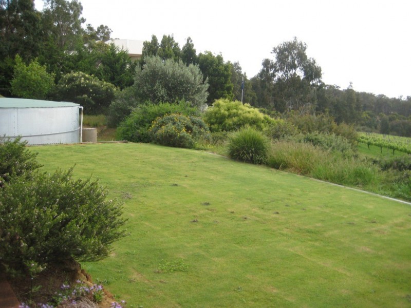 54 Summerville Crescent, Yallingup Siding WA 6282