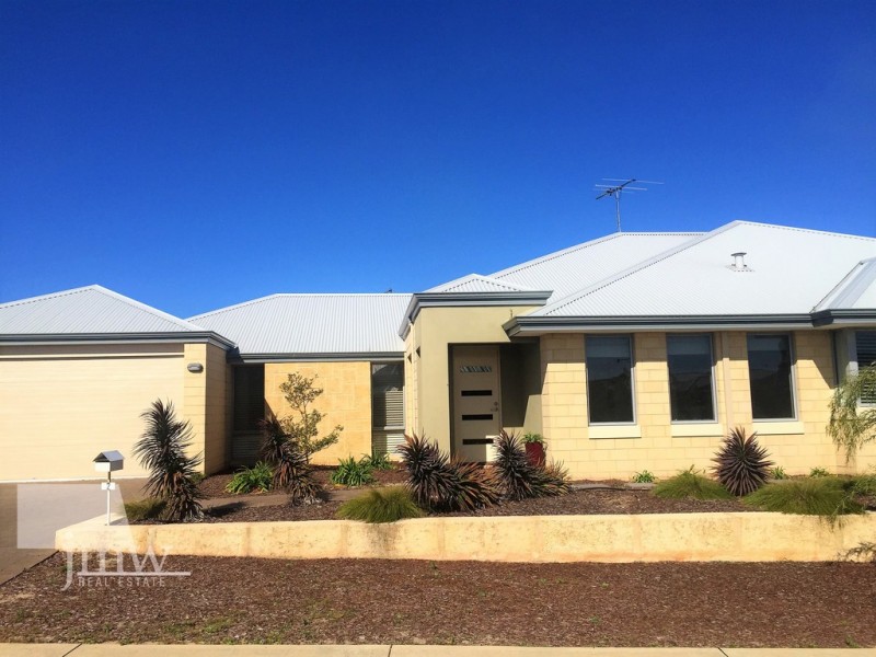 2 Augusta Parade, Dunsborough WA 6281