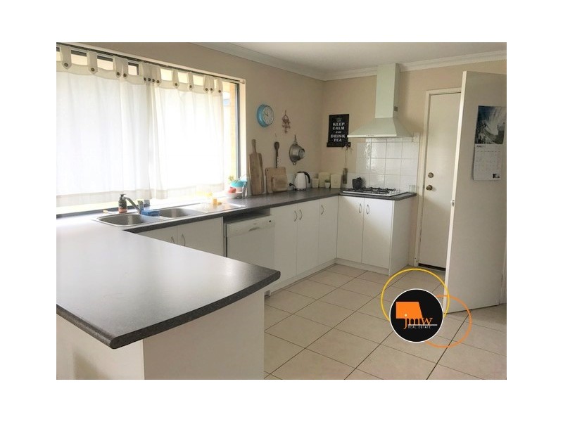 8 Clairault Court, Dunsborough WA 6281