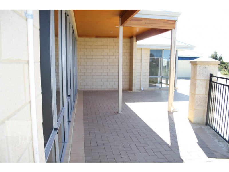46 Inverness Avenue, Dunsborough WA 6281