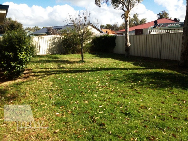 16 Sandalford Court, Dunsborough WA 6281