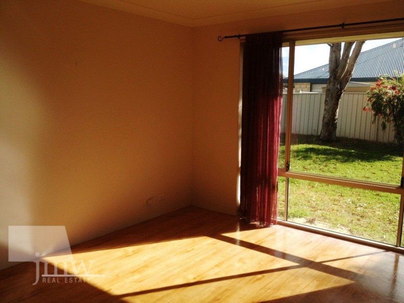 16 Sandalford Court, Dunsborough WA 6281