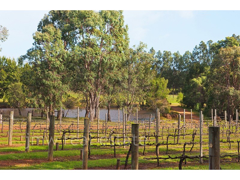 6 Cowrang Lane, Yallingup Siding WA 6282