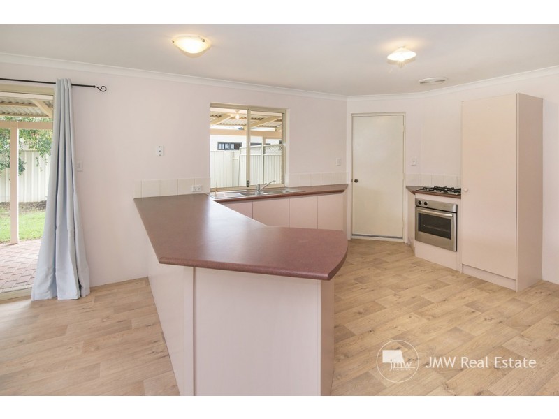 16 Sandalford Court, Dunsborough WA 6281