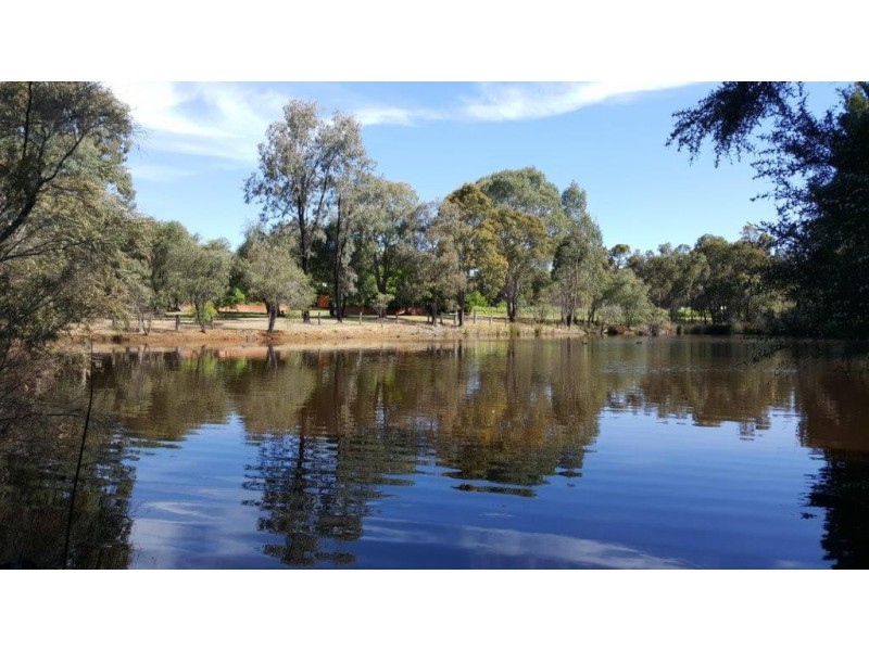 6 Cowrang Ln, Yallingup Siding WA 6282