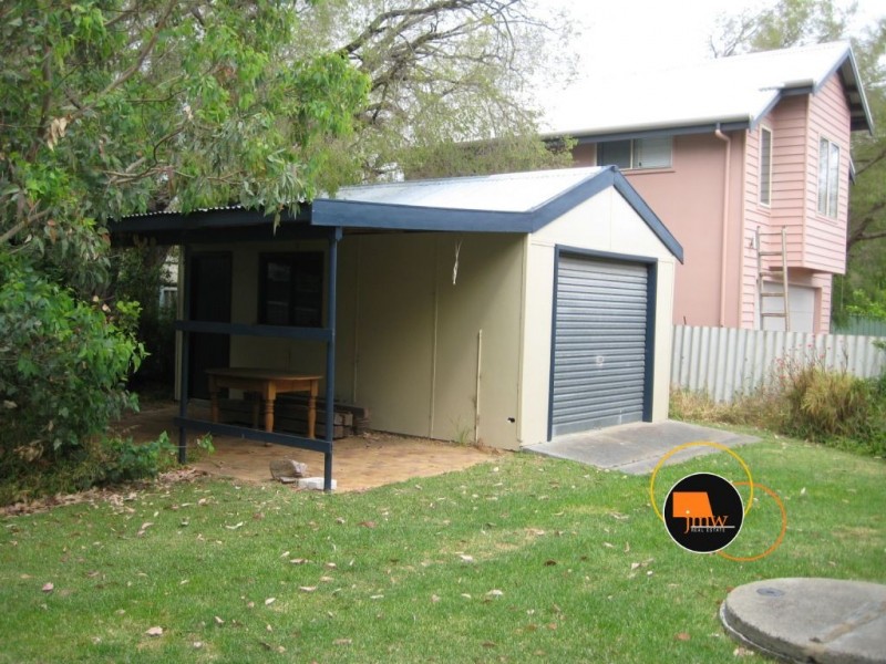 8 Lorna Street, Dunsborough WA 6281