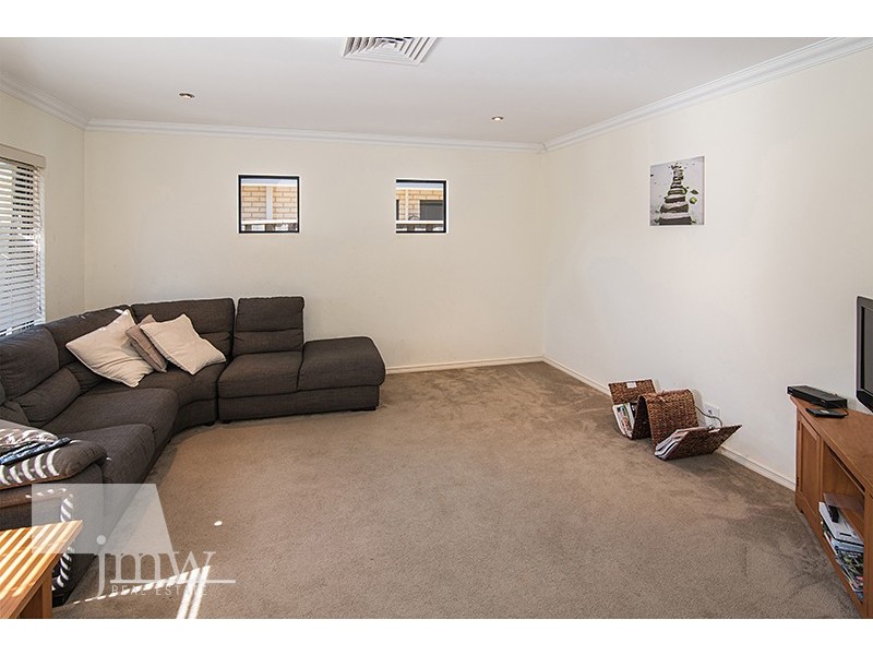 10 Troon Loop, Dunsborough WA 6281