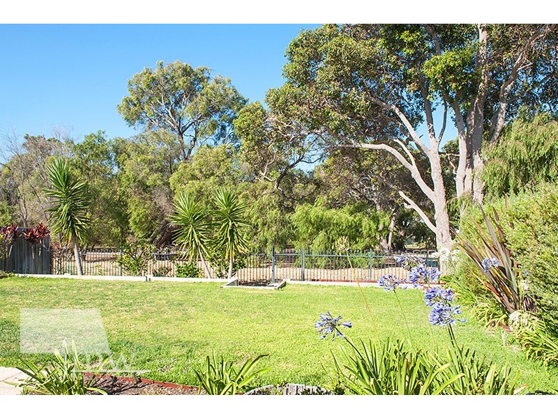 16 Gibson Drive, Dunsborough WA 6281