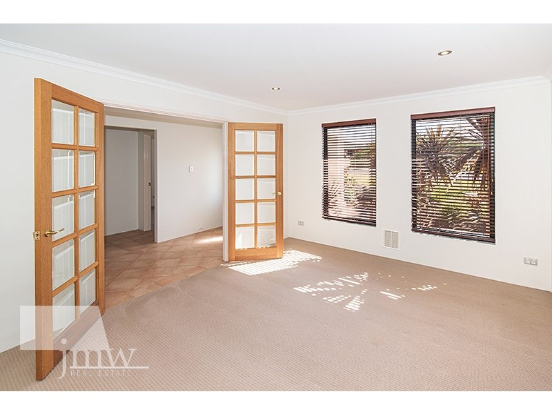 16 Gibson Drive, Dunsborough WA 6281