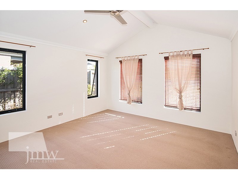 16 Gibson Drive, Dunsborough WA 6281