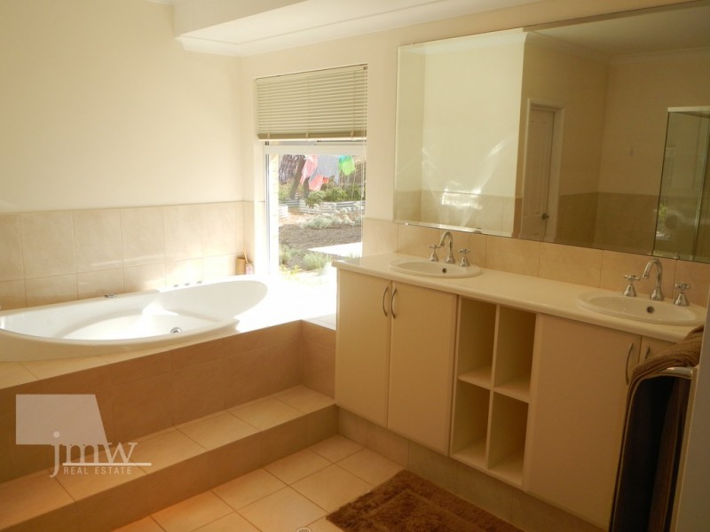 80 Endicott Loop, Dunsborough WA 6281