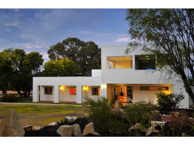 123 O’Byrne Road, Quindalup WA 6281