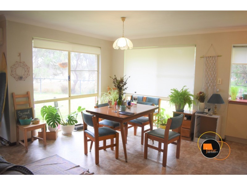 21 Elmore Road, Quindalup WA 6281