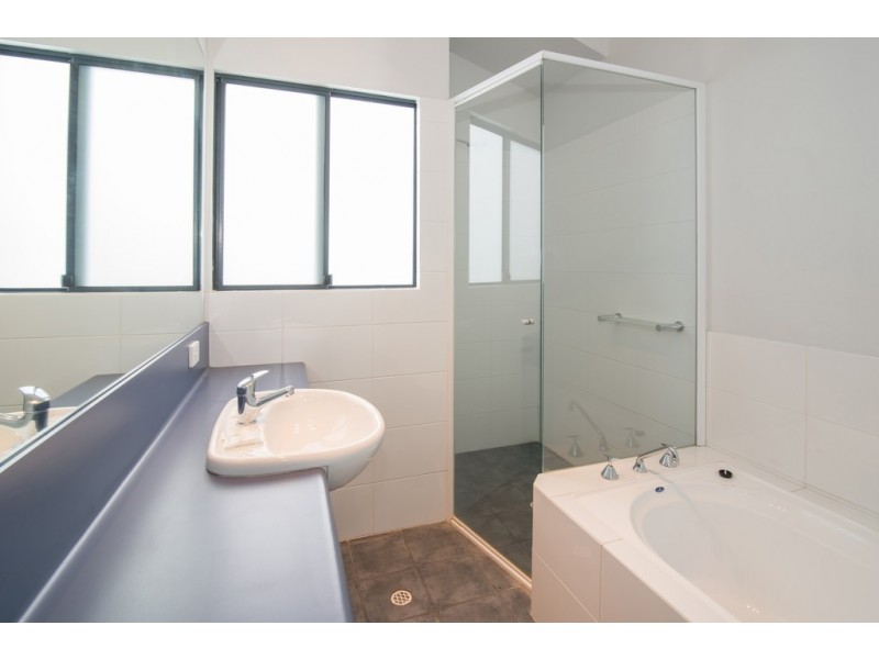 Unit 1/9 Freebridge Place, Dunsborough WA 6281