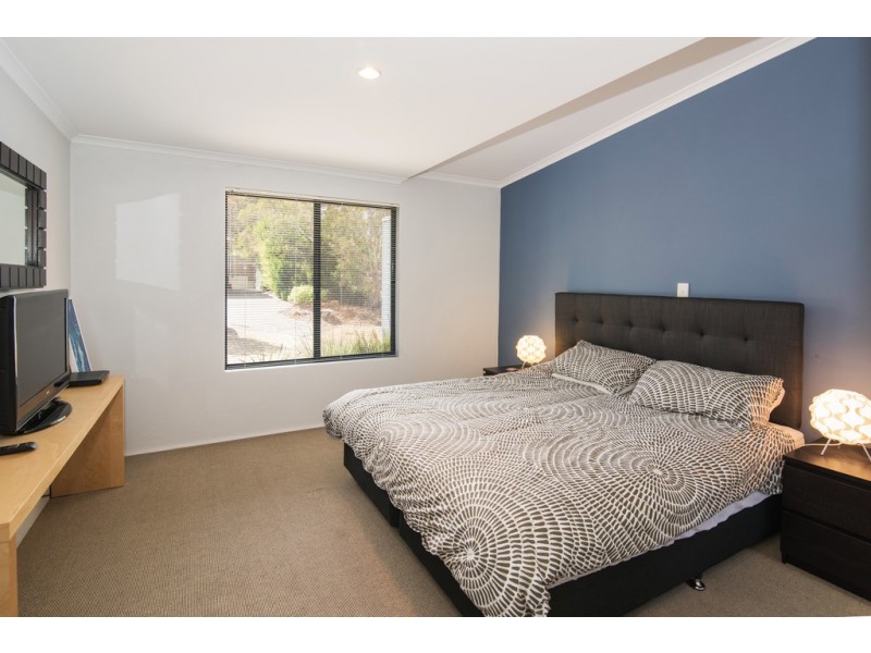 Unit 1/9 Freebridge Place, Dunsborough WA 6281