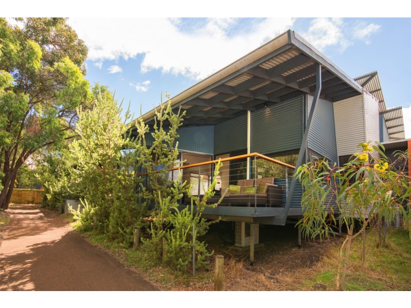 Unit 1/9 Freebridge Place, Dunsborough WA 6281