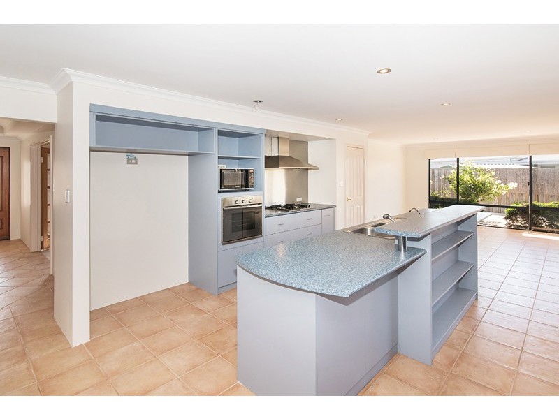 16 Gibson Drive, Dunsborough WA 6281
