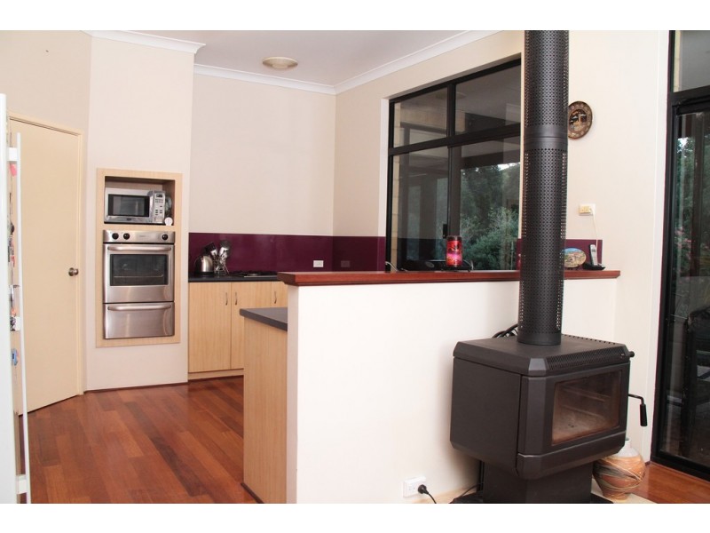 8 Honeycomb Lane, Yallingup WA 6282