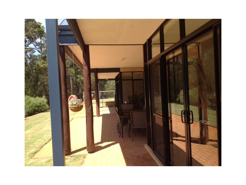 8 Honeycomb Lane, Yallingup WA 6282