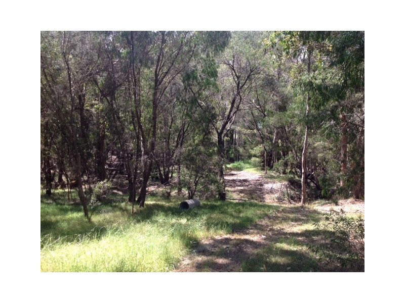 8 Honeycomb Lane, Yallingup WA 6282