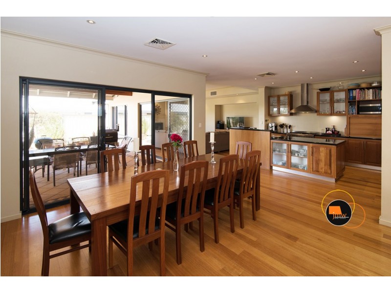 4 The Enclave, Dunsborough WA 6281