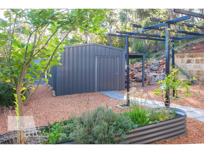 32 The Dell Retreat, Yallingup WA 6282