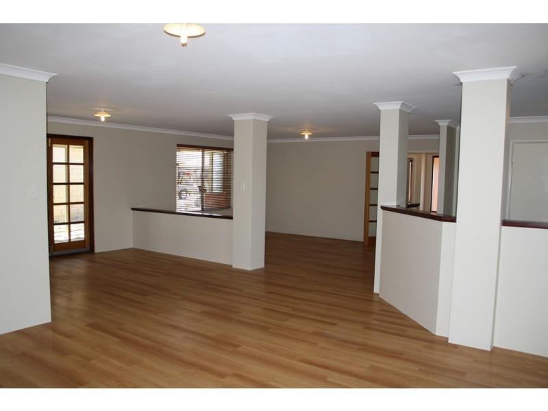 10 Roanoke Way, Dunsborough WA 6281