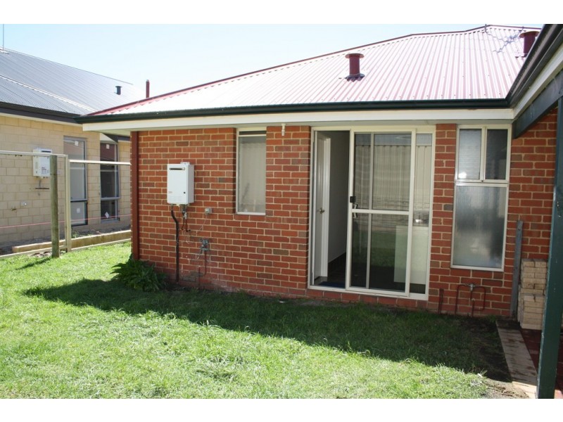 10 Roanoke Way, Dunsborough WA 6281