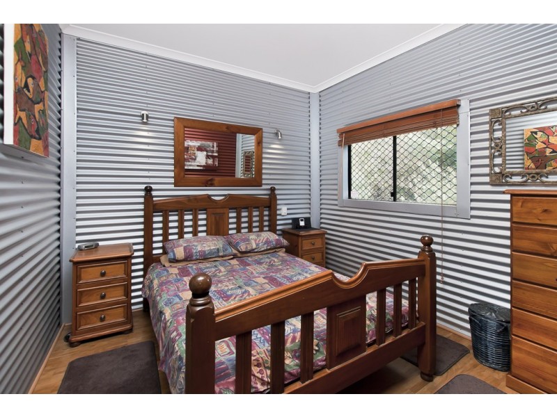 130 Wisteria Drive, Quindalup WA 6281