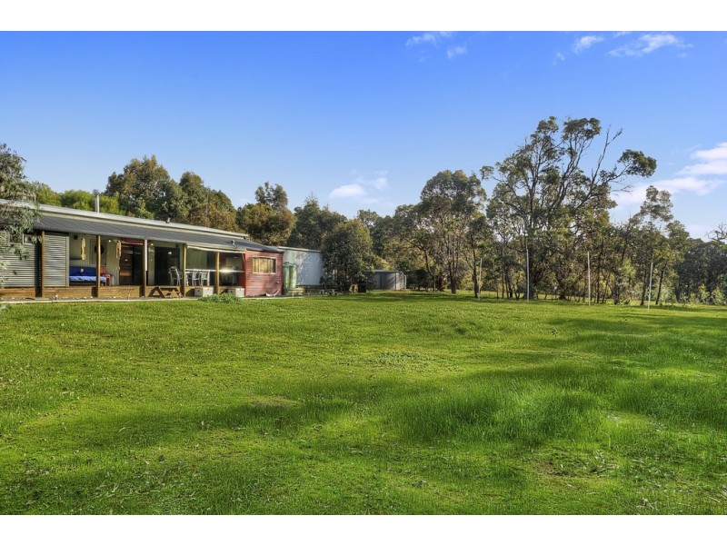 130 Wisteria Drive, Quindalup WA 6281