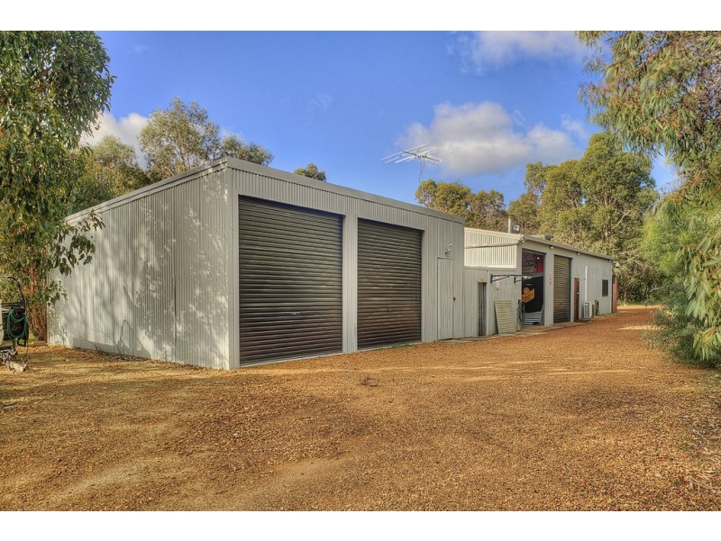 130 Wisteria Drive, Quindalup WA 6281