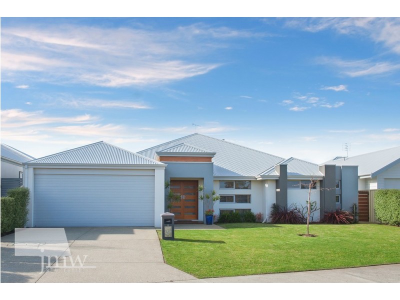8 Aldercress Approach, Dunsborough WA 6281