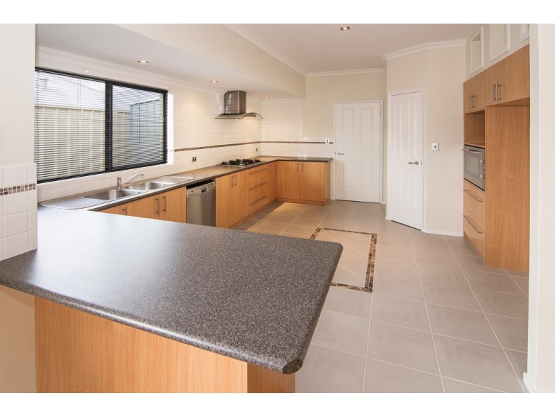 6 Cypress Brace, Dunsborough WA 6281