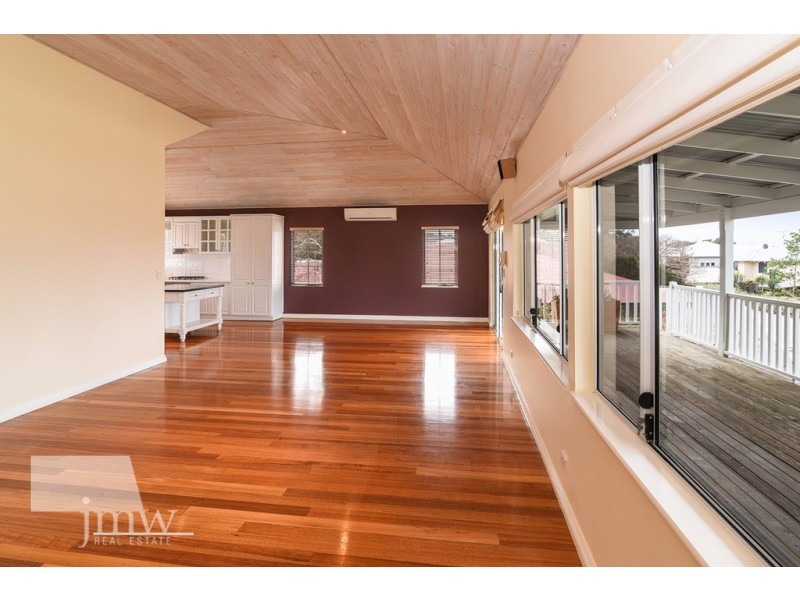 8 Toddy Place, Dunsborough WA 6281