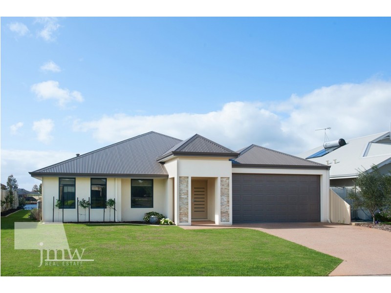 26 Cherry Hills Circle, Dunsborough WA 6281