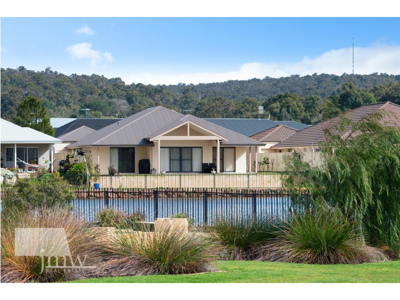 26 Cherry Hills Circle, Dunsborough WA 6281