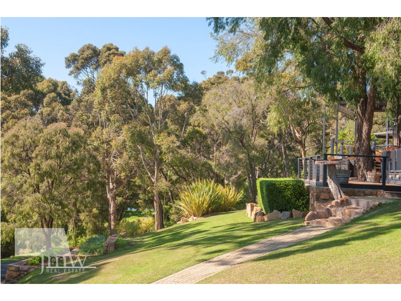 40 Forest Road – Karriview Lodge, Gracetown WA 6284