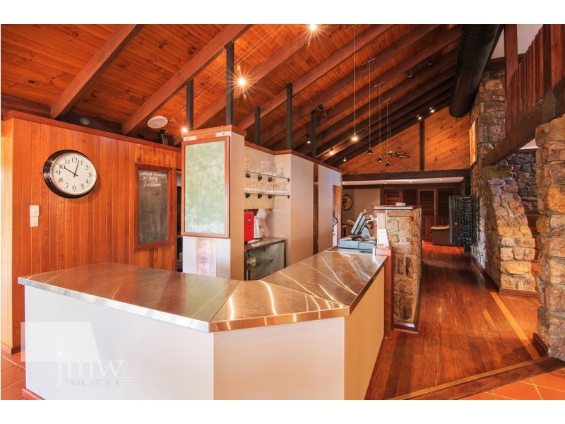 40 Forest Road – Karriview Lodge, Gracetown WA 6284